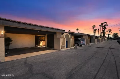 2BR Townhouse for Sale in Phoenix, AZ