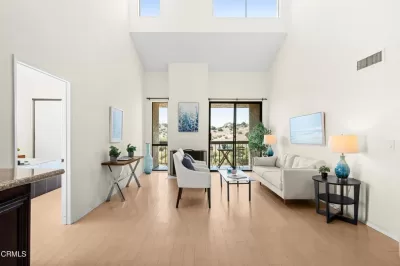 2BR Condo for Sale in Los Angeles, CA