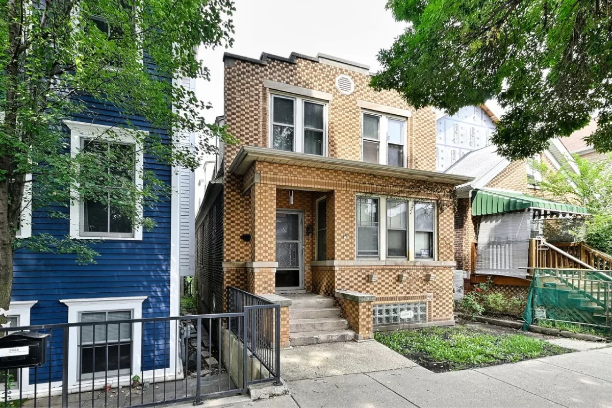 3BR House for Sale in Chicago, IL