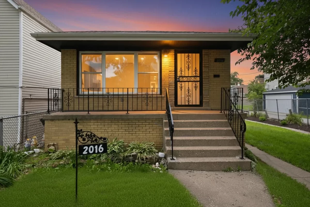 3BR House for Sale in Chicago, IL