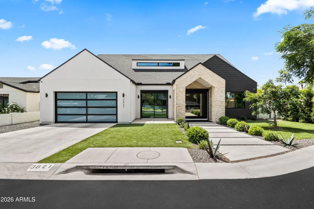 5BR House for Sale in Phoenix, AZ