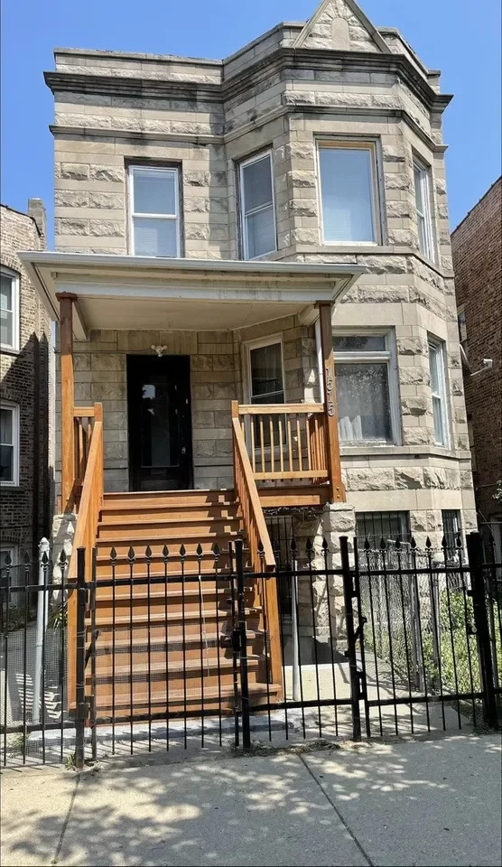 3BR House for Rent in Chicago, IL