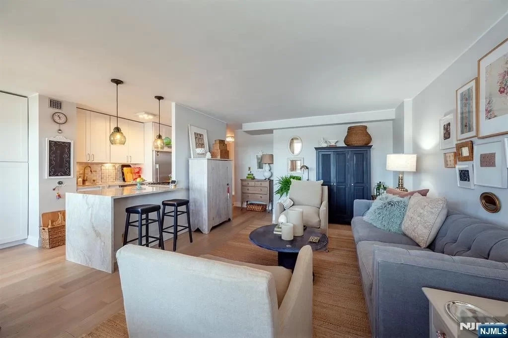 1BR Condo for Sale in West New York, NJ