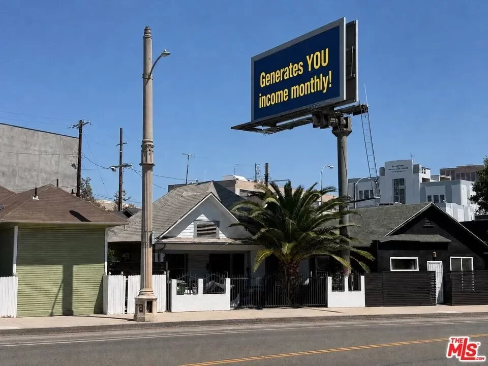 2BR Multi-Family for Sale in Los Angeles, CA