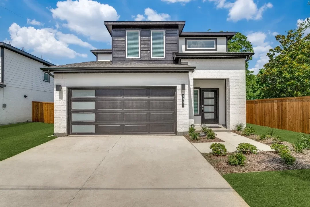 4BR House for Sale in Dallas, TX