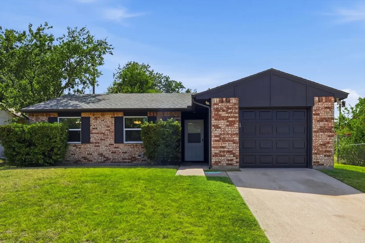 3BR House for Sale in Duncanville, TX