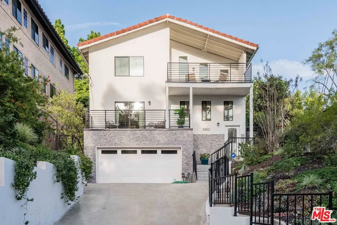 4BR House for Sale in Los Angeles, CA