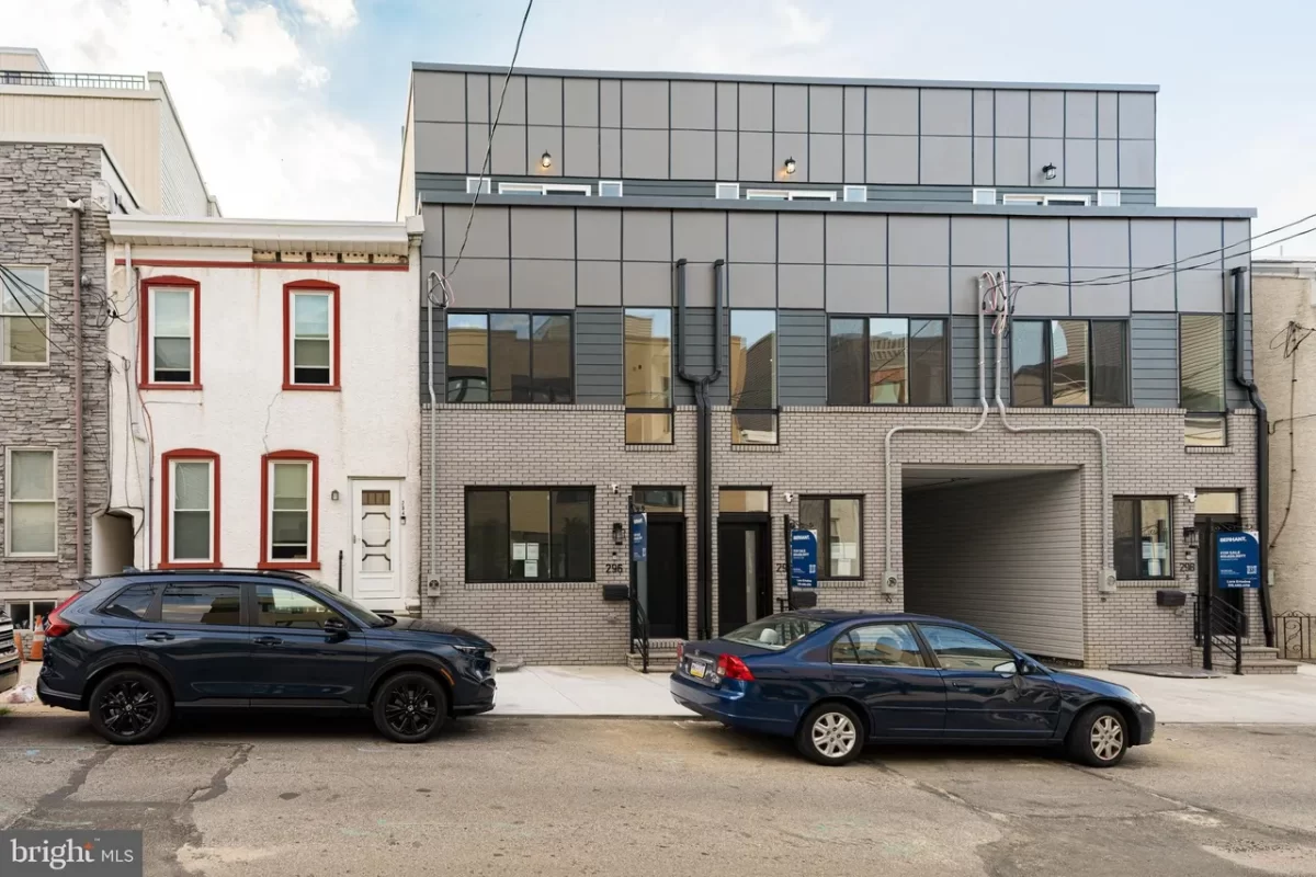 3BR Townhouse for Sale in Philadelphia, PA