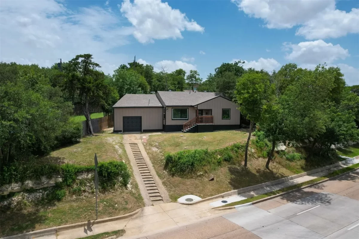 3BR House for Sale in Dallas, TX