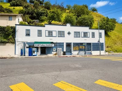2BR Multi-Family for Sale in Los Angeles, CA