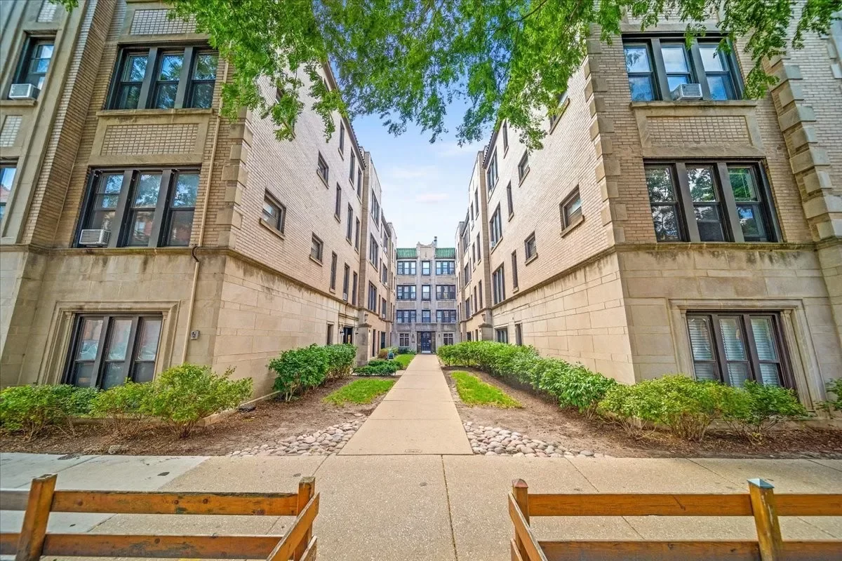 1BR Apartment for Rent in Chicago, IL
