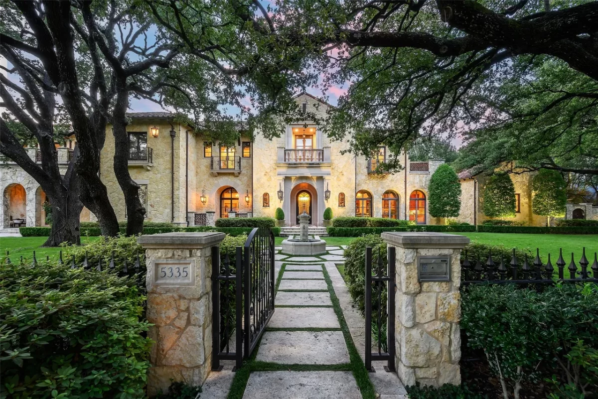 5BR House for Sale in Dallas, TX