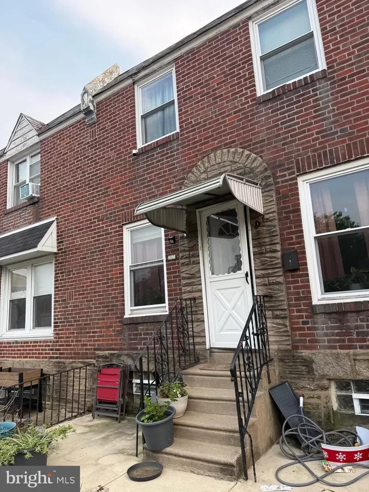 3BR Townhouse for Sale in Philadelphia, PA