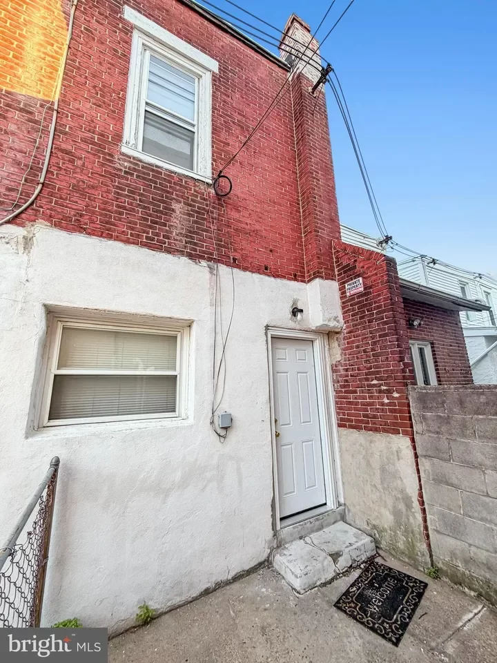 2BR Townhouse for Rent in Philadelphia, PA