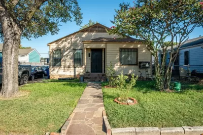 4BR House for Sale in Dallas, TX