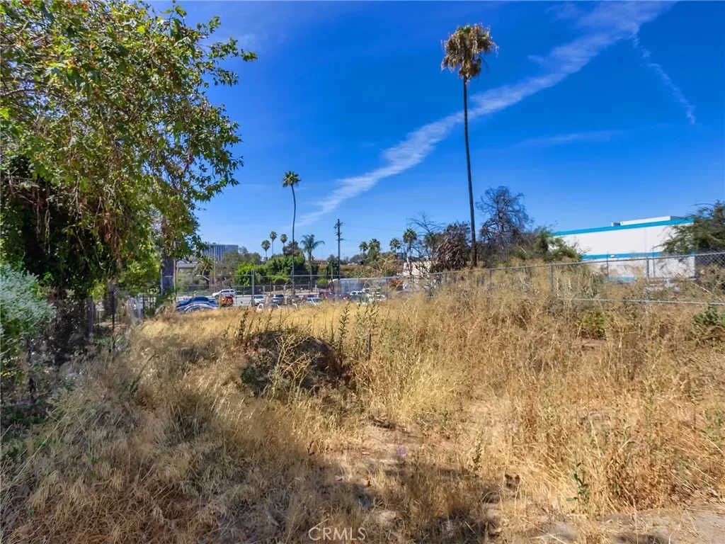 Land for Sale in Los Angeles, CA
