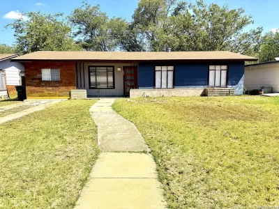 3BR House for Sale in San Antonio, TX