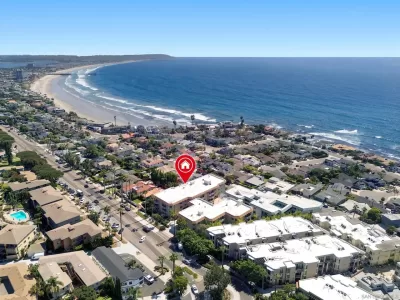 2BR Condo for Sale in La Jolla, CA