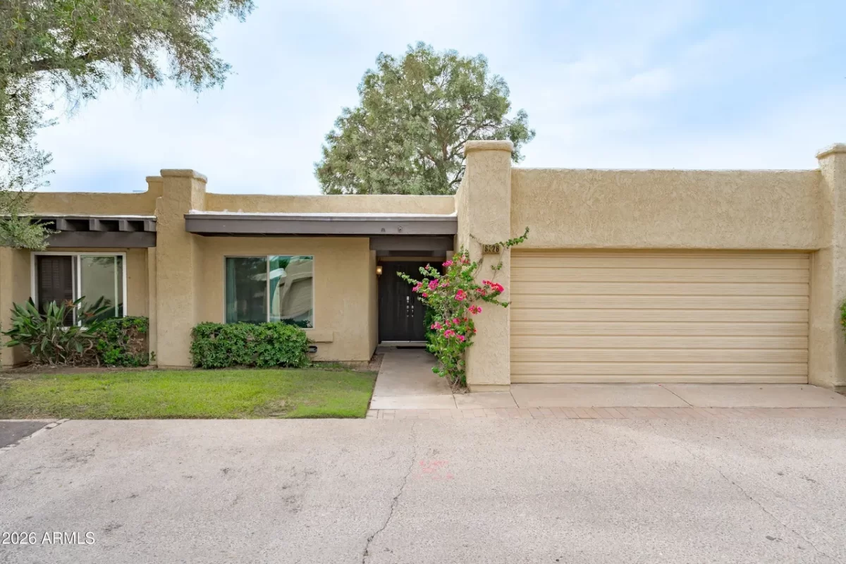 2BR Townhouse for Sale in Phoenix, AZ
