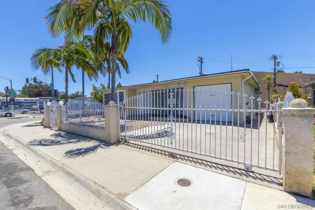 5BR House for Sale in San Diego, CA