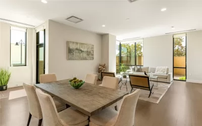 2BR Condo for Sale in Dallas, TX