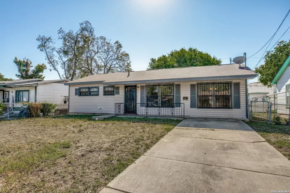 3BR House for Sale in San Antonio, TX