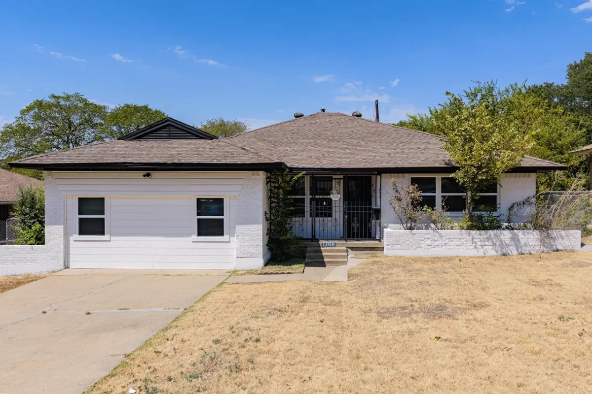 4BR House for Sale in Dallas, TX