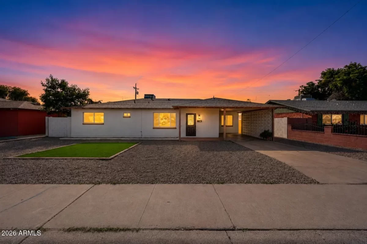 4BR House for Sale in Phoenix, AZ
