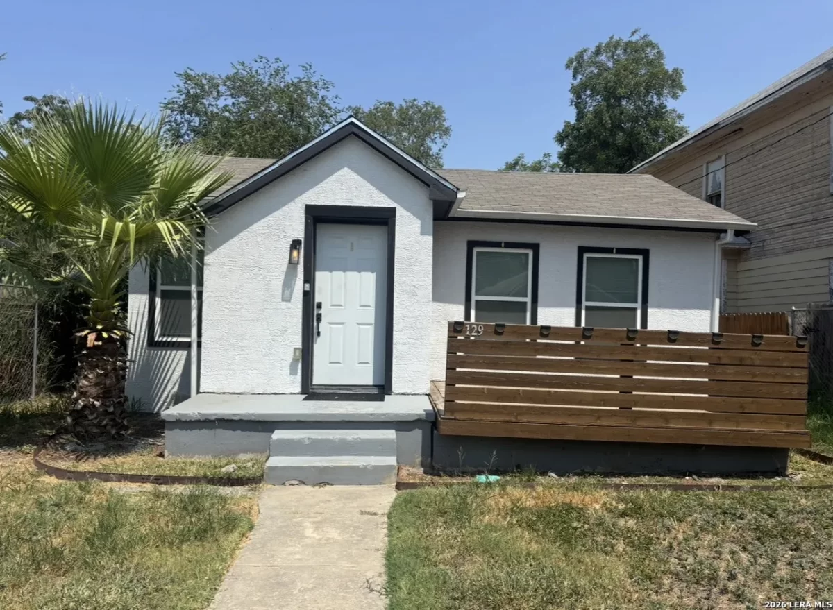 2BR House for Sale in San Antonio, TX