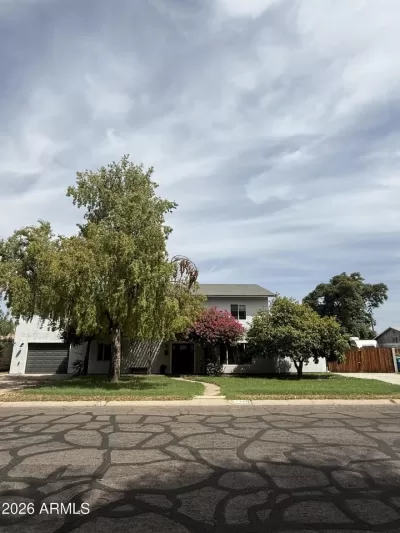 9BR House for Sale in Phoenix, AZ