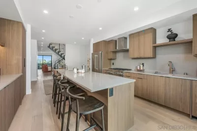 3BR Condo for Sale in San Diego, CA