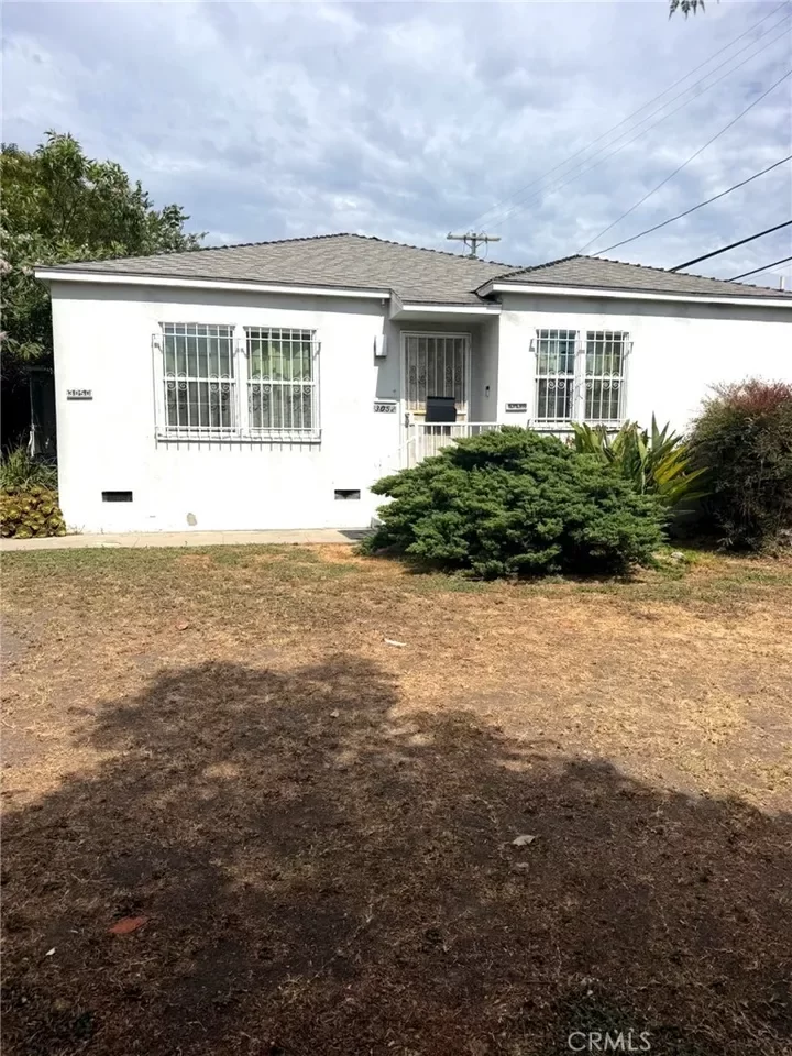 4BR Multi-Family for Sale in Los Angeles, CA