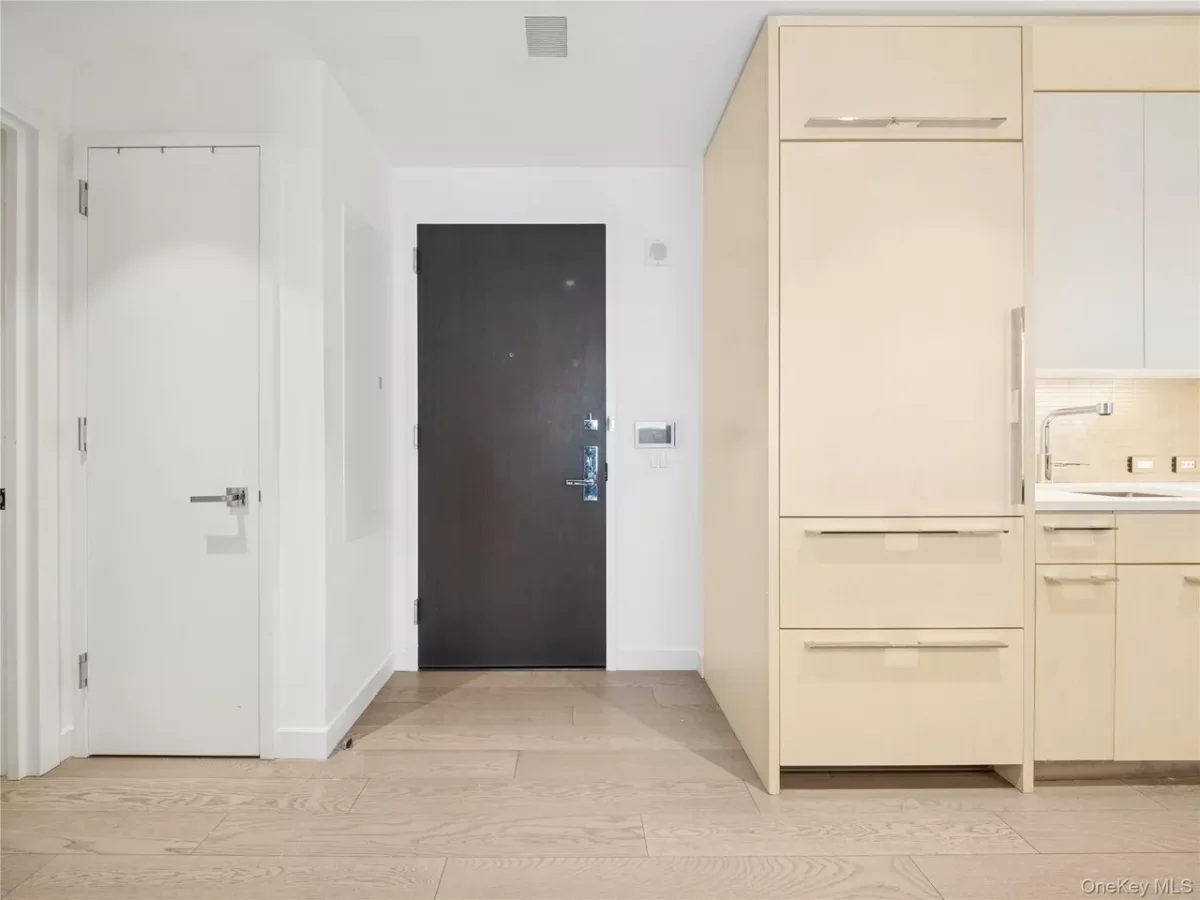 1BR Condo for Sale in New York, NY