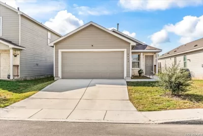 3BR House for Sale in San Antonio, TX