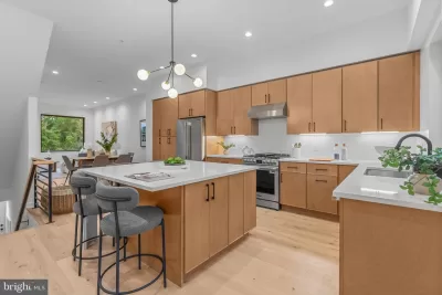 4BR Townhouse for Sale in Philadelphia, PA