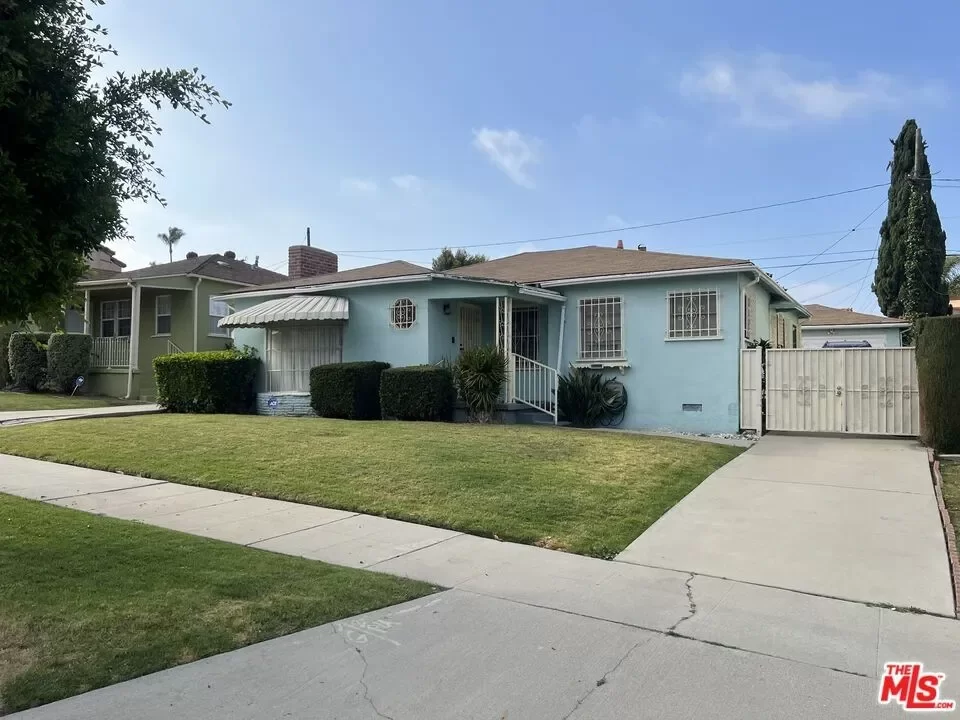 3BR House for Sale in Los Angeles, CA