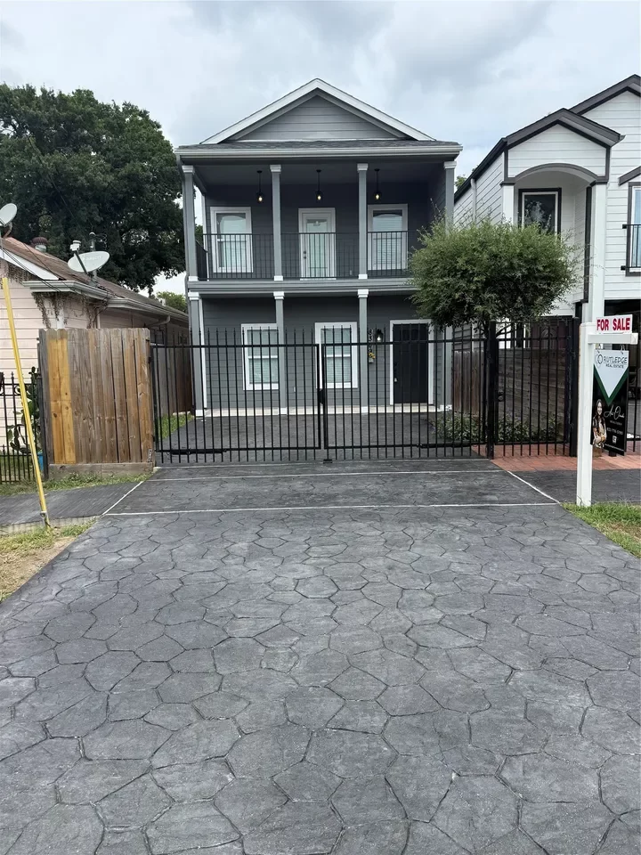 3BR House for Sale in Houston, TX