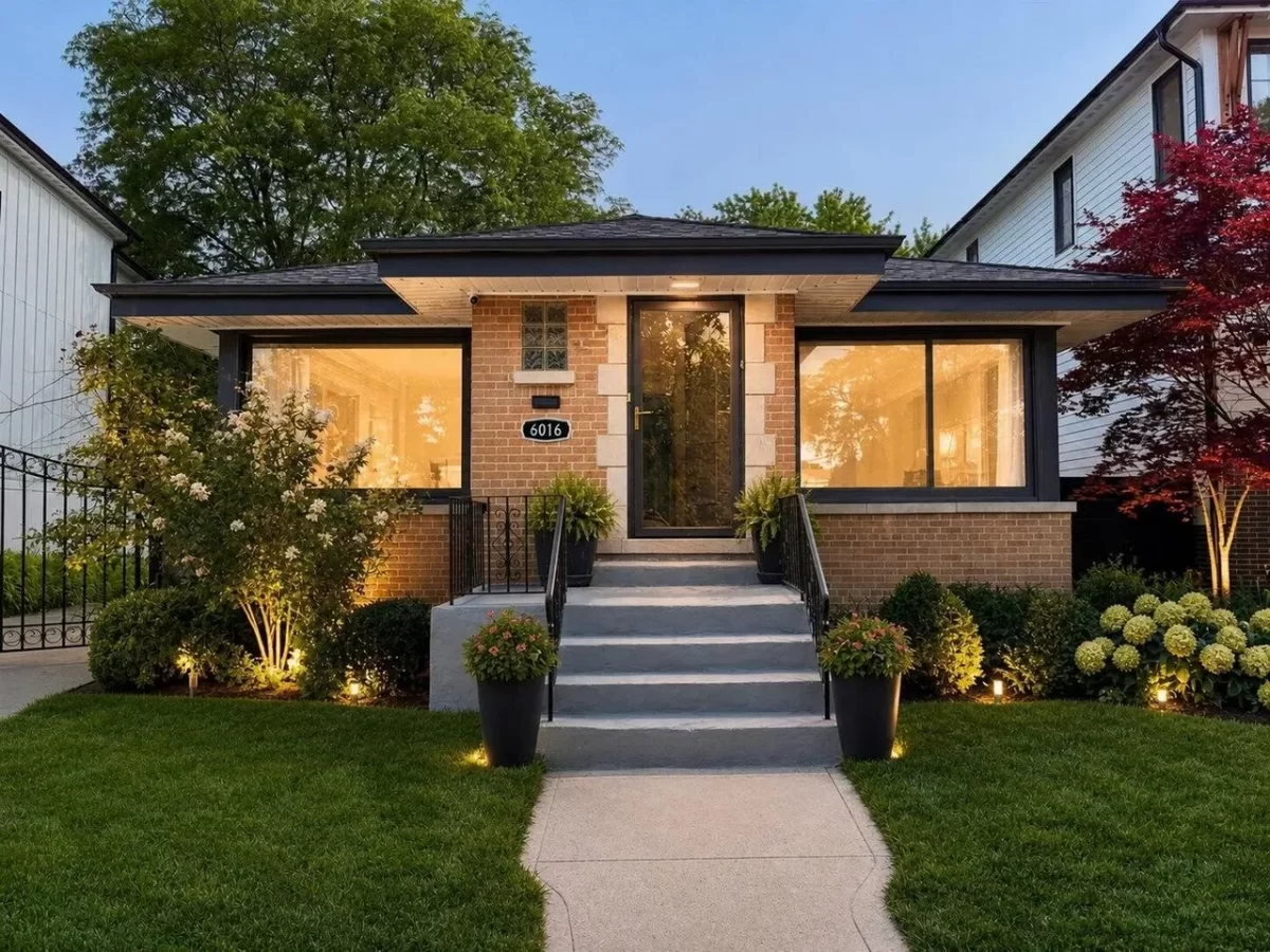 4BR House for Sale in Chicago, IL