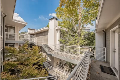 2BR Condo for Rent in Dallas, TX