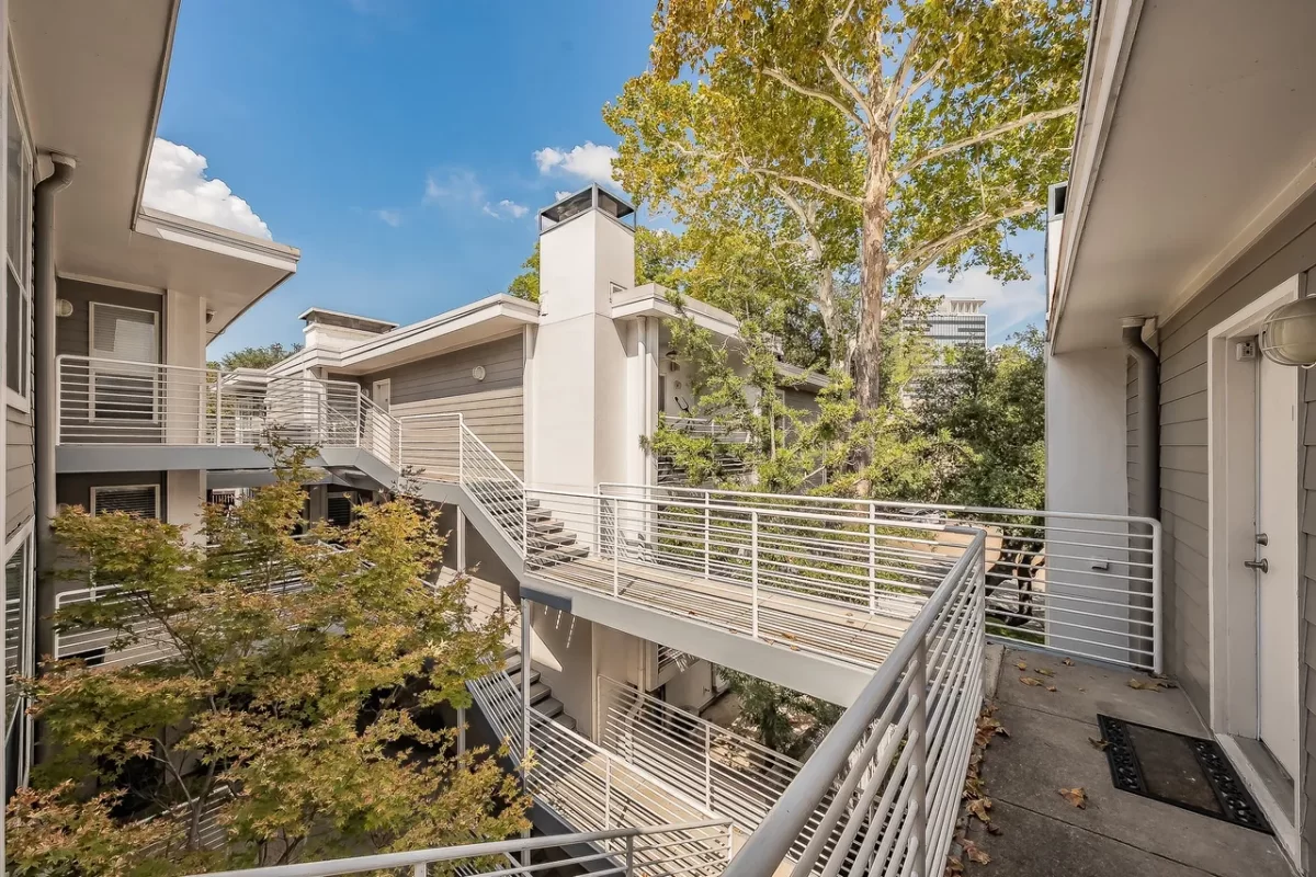 2BR Condo for Rent in Dallas, TX