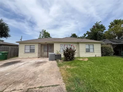 4BR House for Rent in Houston, TX