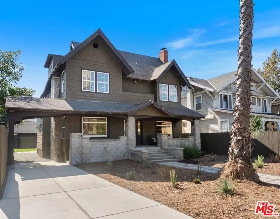 4BR House for Sale in Los Angeles, CA