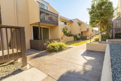 2BR Condo for Sale in San Diego, CA