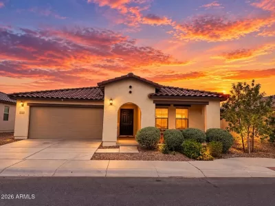 4BR House for Sale in Phoenix, AZ
