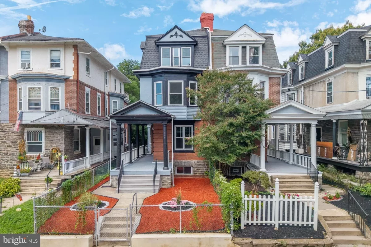 4BR Townhouse for Sale in Philadelphia, PA