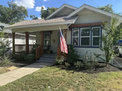 2BR House for Rent in San Antonio, TX