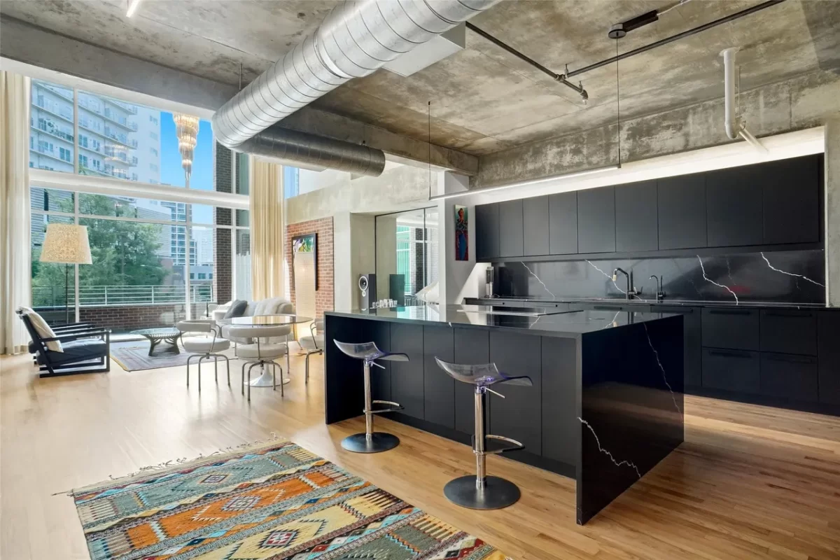 2BR Condo for Sale in Dallas, TX