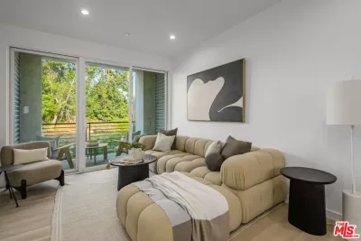 3BR House for Sale in Los Angeles, CA