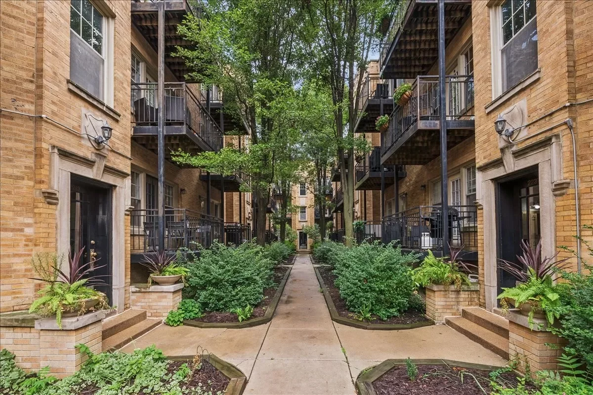 1BR House for Rent in Chicago, IL