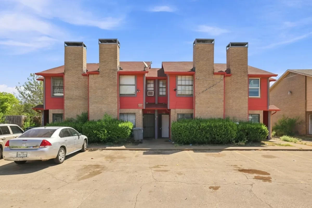 8BR Multi-Family for Sale in Dallas, TX